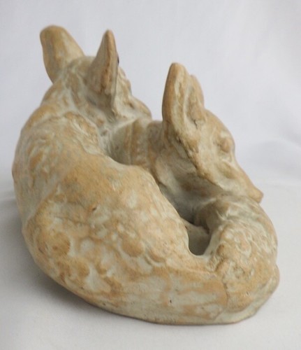 Italian Pottery Fox Figurine of Two Foxes Laying Together ~ Artist Signed - Picture 6 of 11