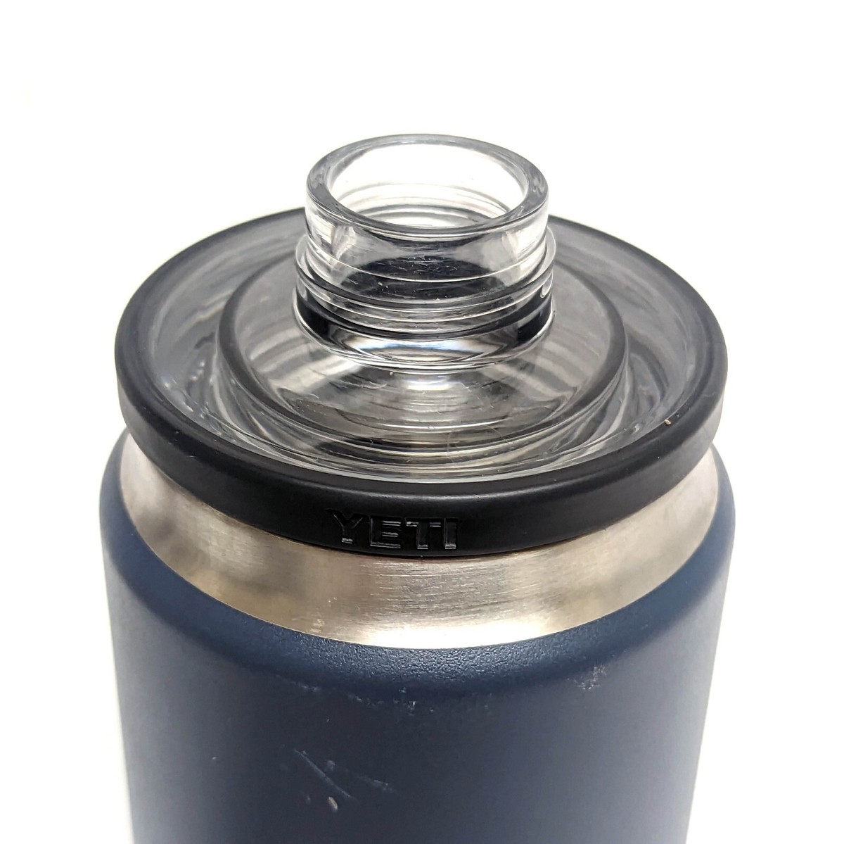 YETI Rambler 18oz bottle ネイビー　新品未使用 YETI Rambler 18oz bottle ネイビー 新品未使用 YETI Rambler