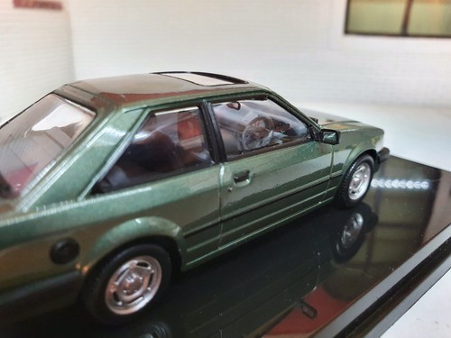 Coche diecast Ford Escort GL Mk3 1981 edición limitada verde RHD velocidad nuevo en caja - Imagen 7 de 10