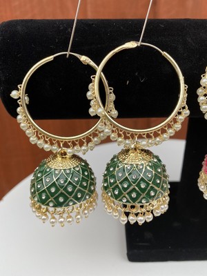 meenakari jhumka