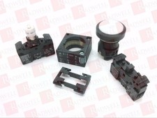 SIEMENS 3SB3241-0AA61 / 3SB32410AA61 (NEW IN BOX)