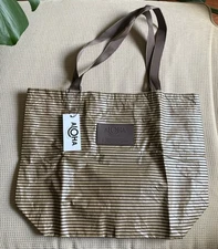 NWT Aloha Collection Poolside Reversible Tote Luster/Coconut Limited Edition