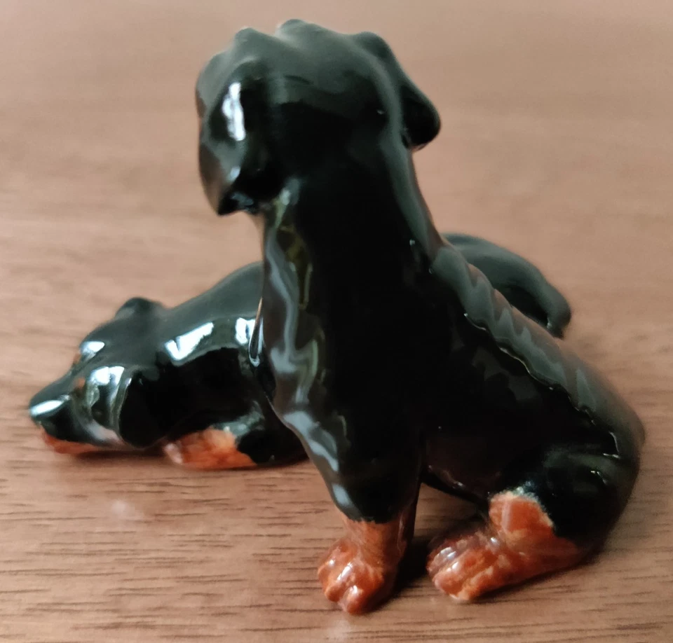 Vintage Beswick Ceramic Pair of Rottweiler Puppies - Image 3 of 4