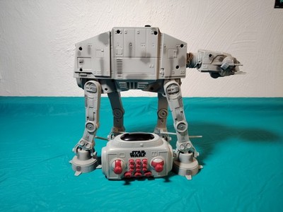 AT-AT U-Command mit Fernbedienung, Thinkway Toys