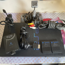Sony PlayStation 2 Console - 2 memory cards, eye toy and 1 controller