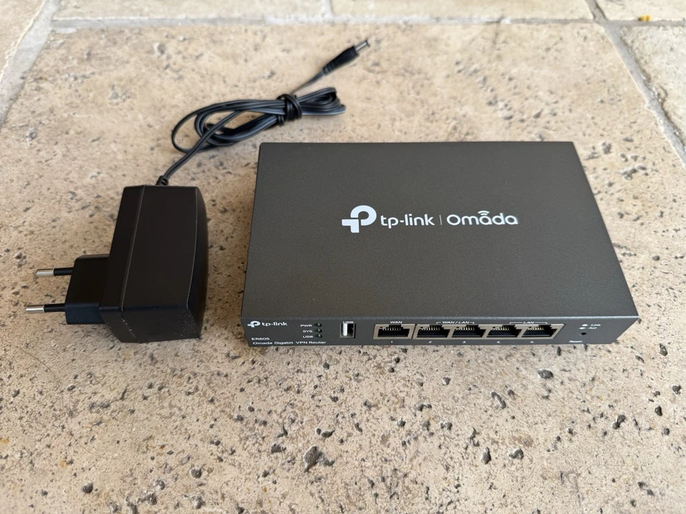 TP-LINK Omada Gigabit VPN Router ER605 Routeur LAN 1 GBit/s - Photo 1/2