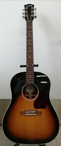 Gibson USA J-45 Standard Acoustic Guitar Vintage Style Minor Wear Used