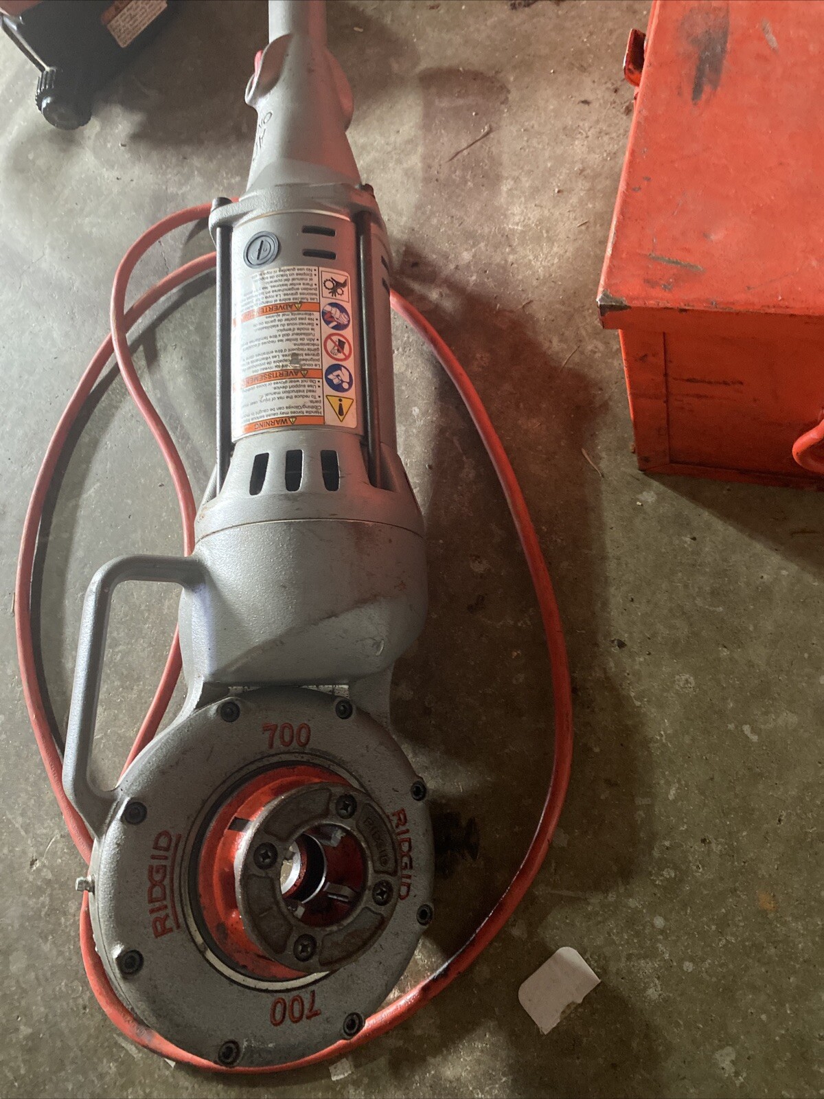 RIDGID 700 T2 Commercial Pipe threading machine, ALL NEW TEETH IN DIES