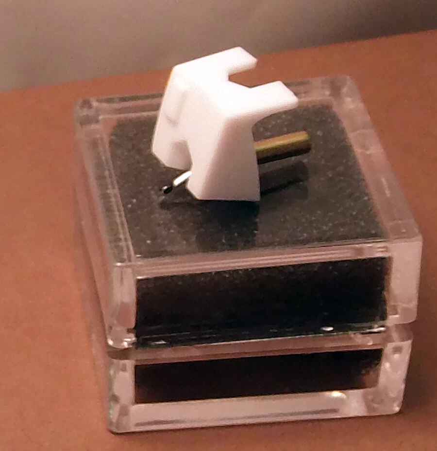 (未使用･未開封品)　TURNTABLE STYLUS FOR STANTON 500 500E RECORD PLAYER NEEDLE RS500DJ 4820-DE by TacParts 0pbj0lf TURNTABLE STYLUS FOR STANTON 500 500E RECORD PLAYER NEEDLE RS500DJ
