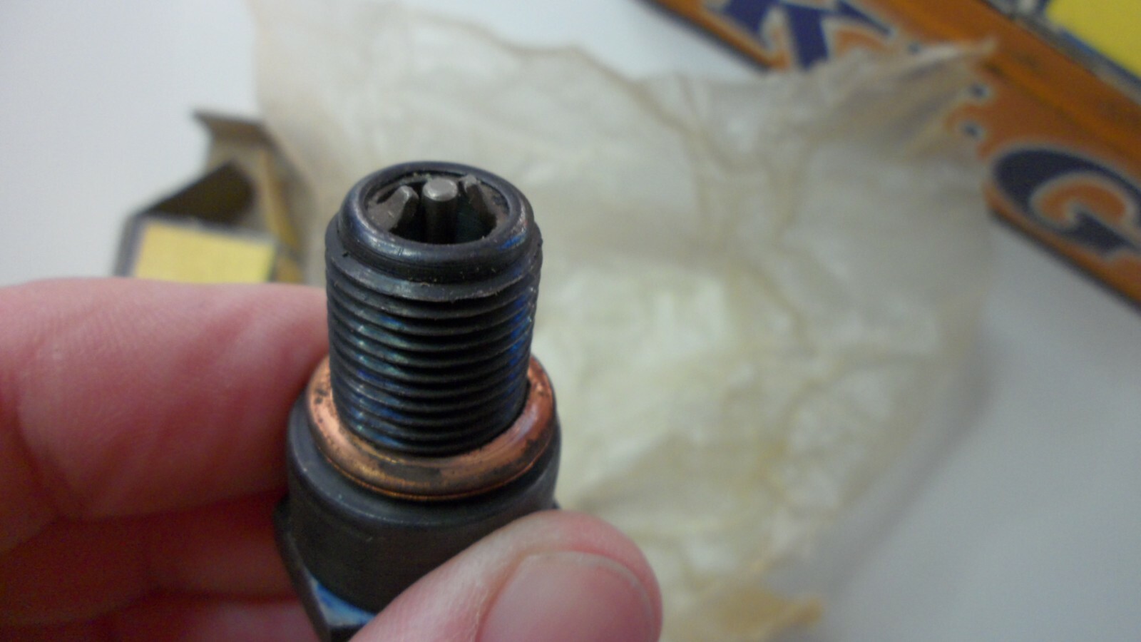 Rare NOS KLG 12 spark plugs w/Tin CL9LF 1947 Austin Rolls Royce FREE Shp
