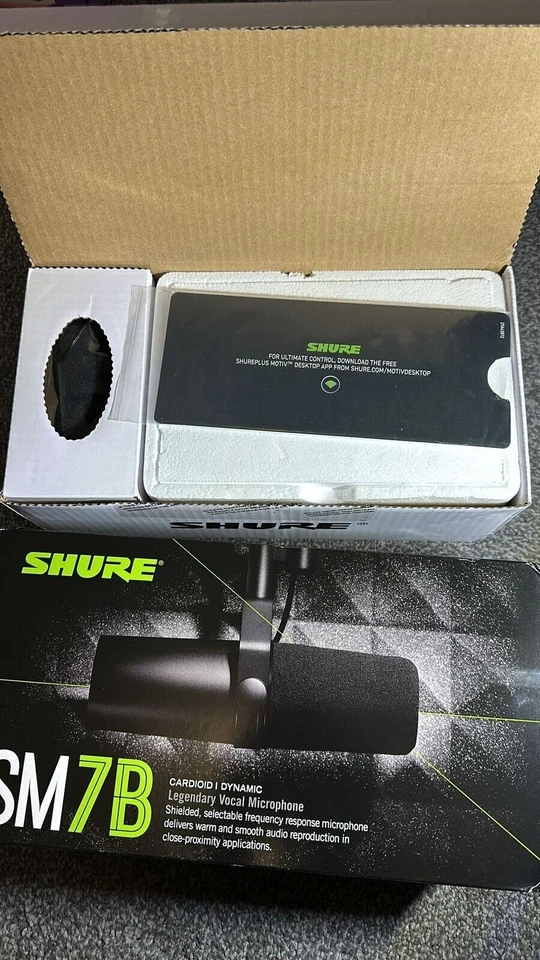 Shure SM7B Professional Cardioid Dynamic Studio Vocal Microphone SM-7B UK-STOCK - Image 2 of 3
