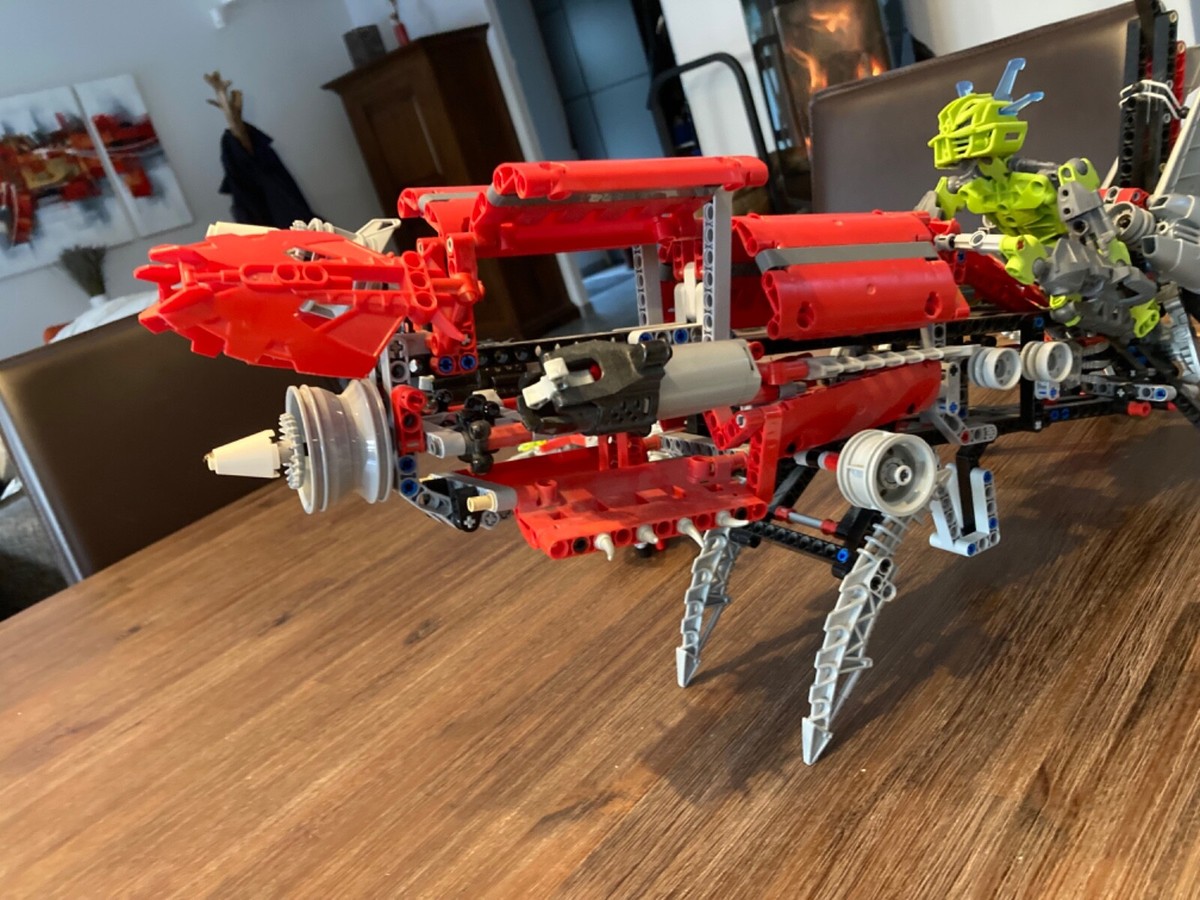 Lego 8943 Bionicle Karda Nui Axalara T9 robot complet de 2008 +