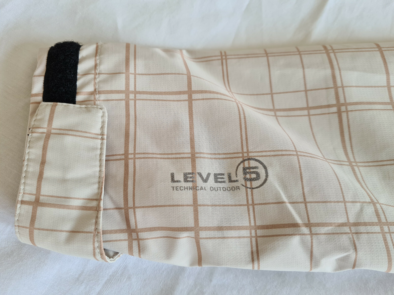 Mint condition Killtec level 5 beige sand check s… - image 5