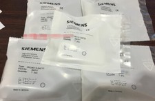 1PCS NEW Siemens 3RG4013-3AF33  Proximity switch sensor free shipping