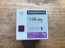 NEW HONEYWELL YAMATAKE FSG 50  R4750C1023 BURNER CONTROL RELAY