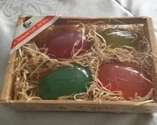 Natural Vegan 4 Bar Soap Gift Set, Assorted Scents,  New in Wood box