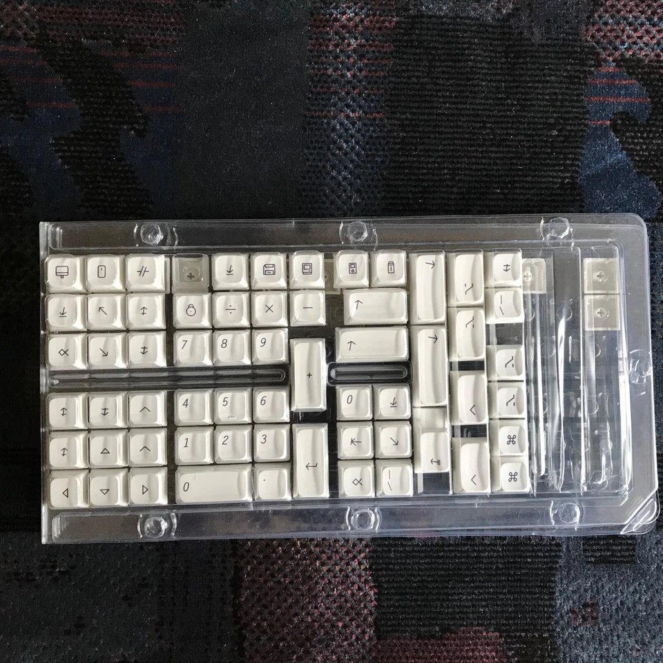 Vortex Tab 60 Mechanical Keyboard (Cherry MX Clear) with Extra Keycaps - Image 3 of 4