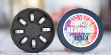NEW Kiste Bearings, ABEC 7 Skate Bearings, Set of 8 in a Round Tin Case