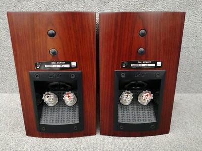 DALI MENUET MR Bookshelf Speakers Pair Set Tested Japan 2015 DALI MENUET MR Bookshelf Speakers Pair Set Tested Japan 2015