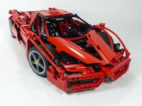 LEGO RACERS / TECHNIC 8653: Enzo Ferrari 1:10