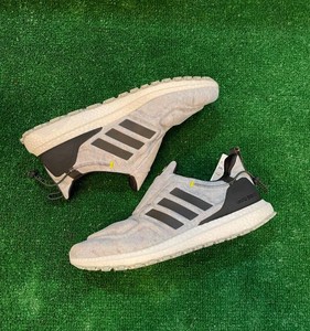 adidas gazelle silver green womens Adidas Men's Ultraboost Light 2.0 COLD.RDY Core Black / Core Black / Grey  Six Running Shoes