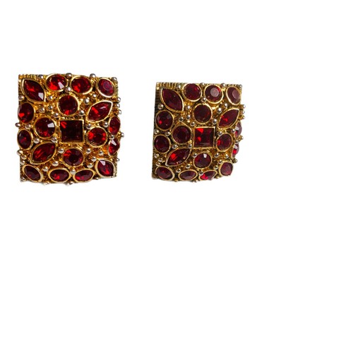 Vintage Square Clip Earrings Gold Ruby Red Gemstones - Picture 3 of 4