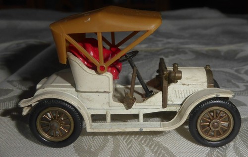 Vintage Models of Yesteryear Die Cast 1909 Opel Coupe - Picture 4 of 7