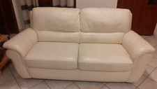 Divano in pelle bianco Chateau d'Ax 3 posti, in buone condizioni.