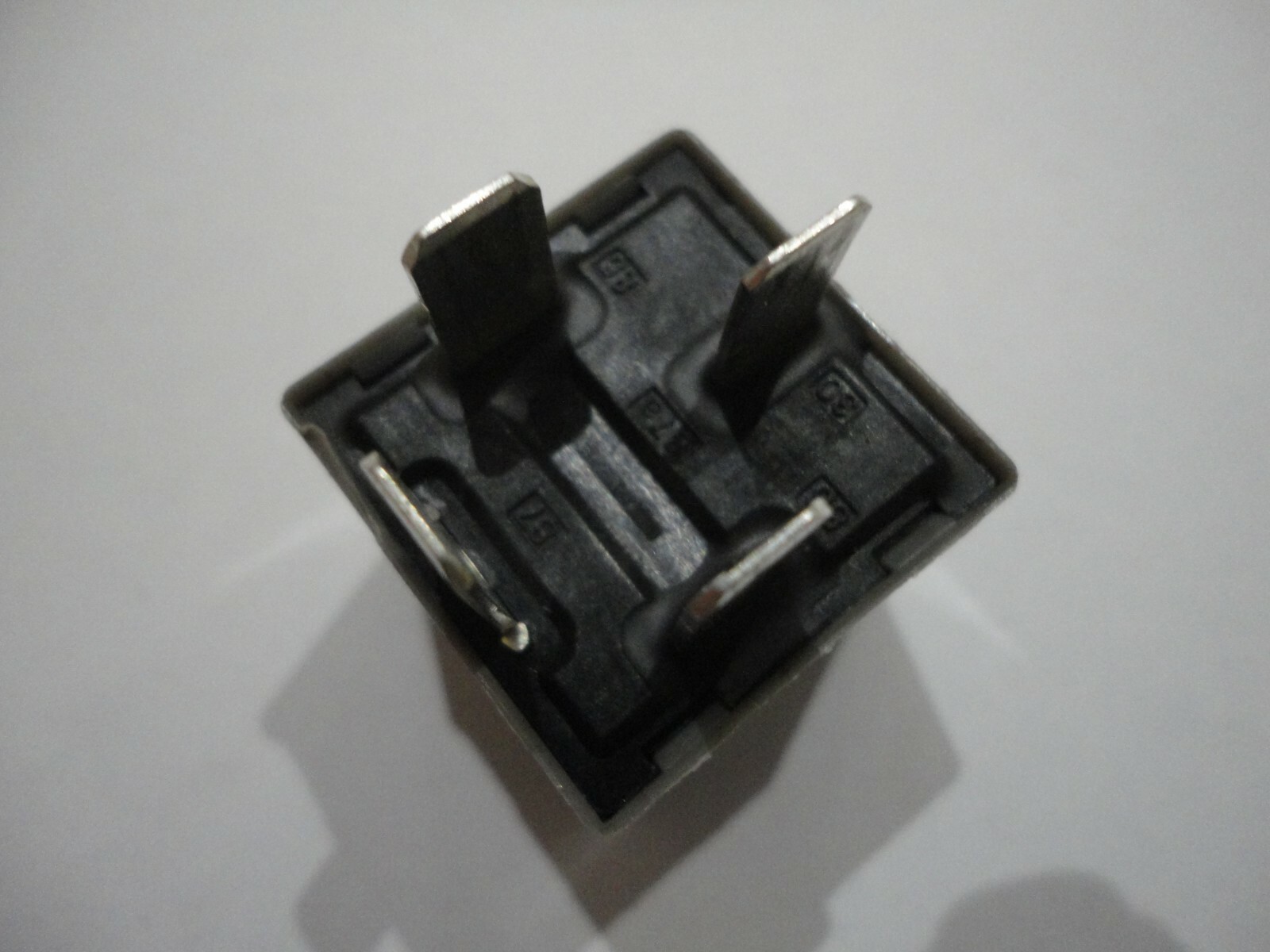 13306941 реле gm