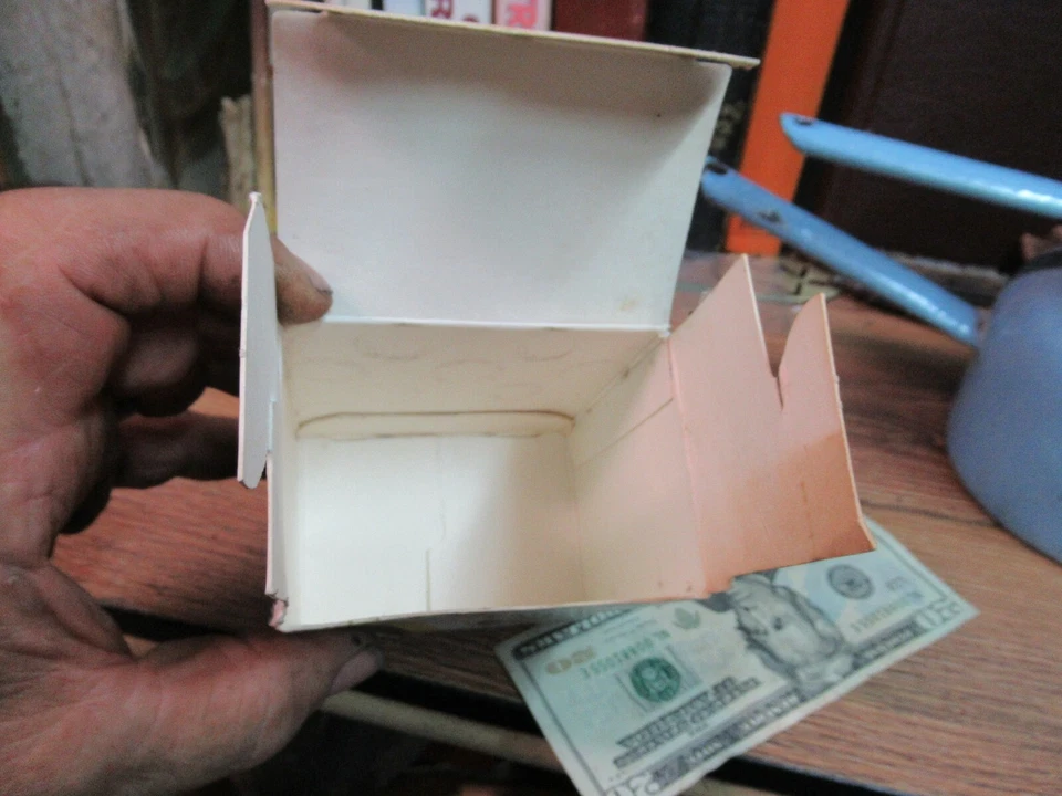 FEDERAL MONARK SHOTGUN SHELL BOX TARGET LOAD EMPTY PAPER shot 20 gauge CARTRIDGE - Image 3 of 4