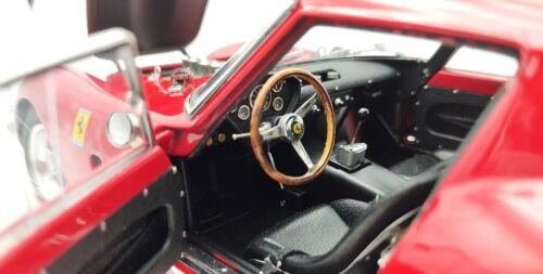 CMC 1:18 Ferrari 250 GTO #1 P. & R. Rodriguez 1000km Paris CMC M-254 NEU - Bild 3 von 7