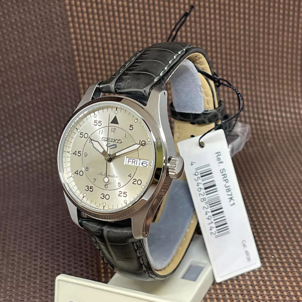 Seiko 5 hotsell suits style
