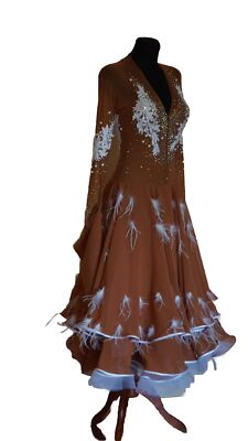 Standard Kleid/ Ballroom dress/Tanzkleid in Tanfarbe  Gold Gr 40 Swarovski Feder