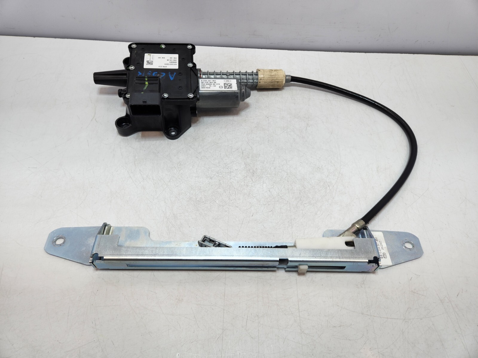 ✅ 03-12 OEM Maserati Quattroporte Emergency Parking Brake Actuator W/ Bracket