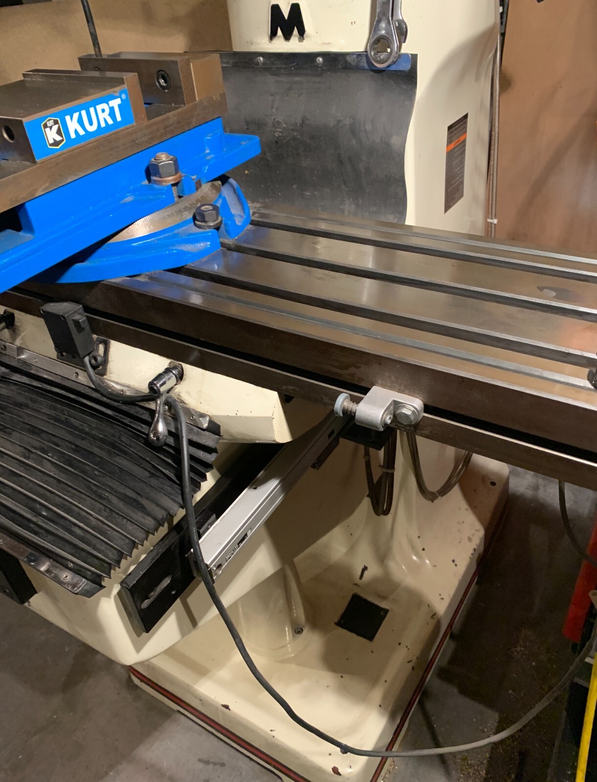 JET JTM4VS Turret Mill with Digital Readout and Power Feed eBay