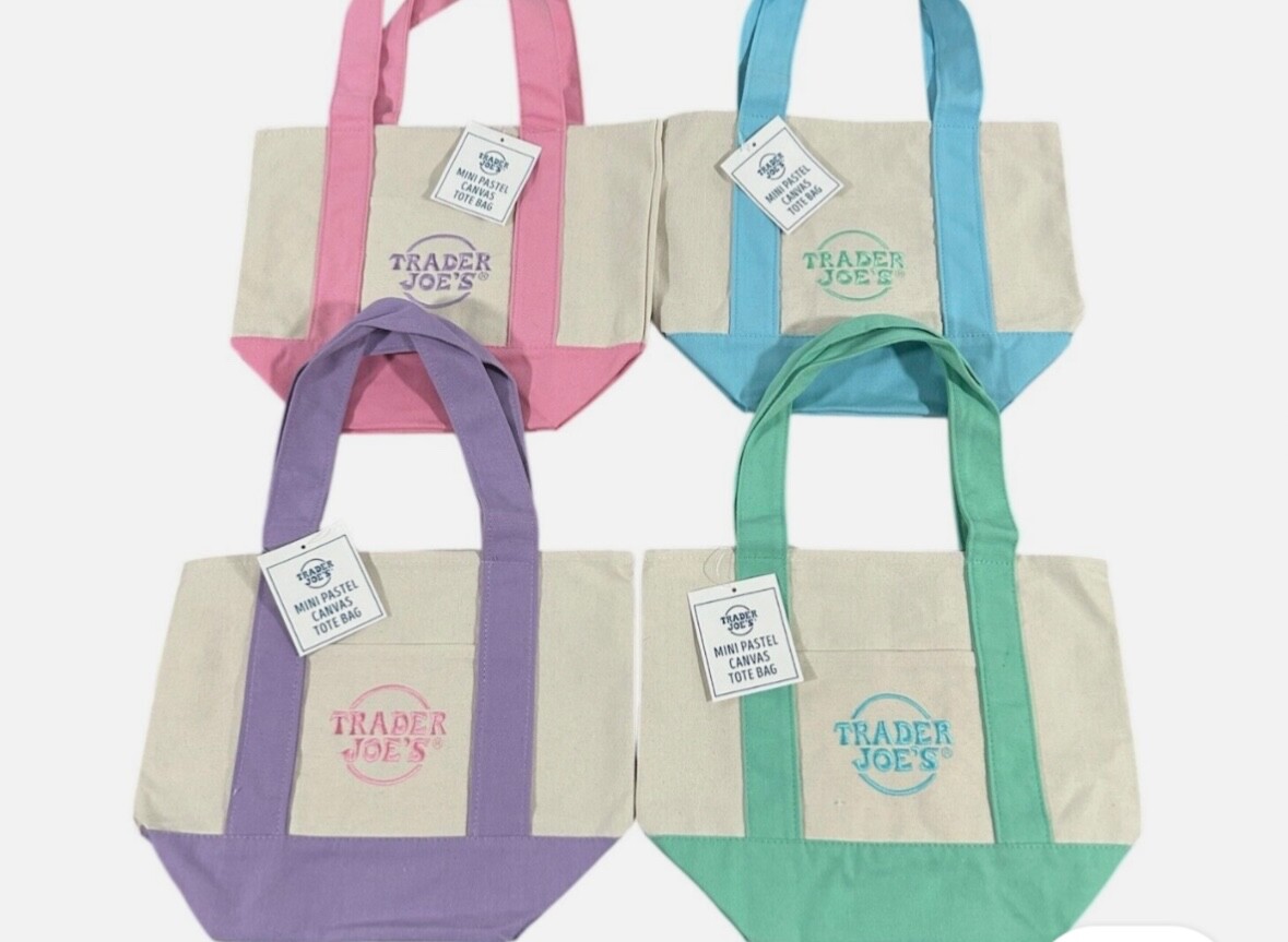 Women's Canvas Tote Bags - Stylish & Durable Carryall  