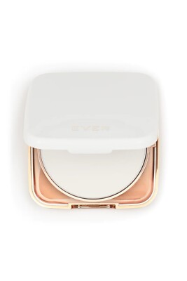 BNIB EVER SKINCARE BLUR PERFECTING SKIN POWDER FULL SIZE 10 grams / 0.35 oz