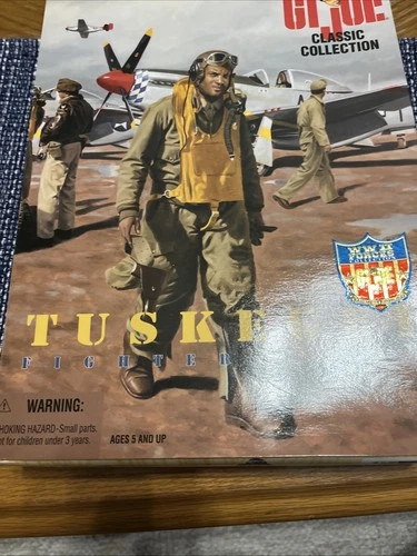 G I. Joe Classic Collection Tuskegee Fighter Pilot Action Figure Kenner/ 1996