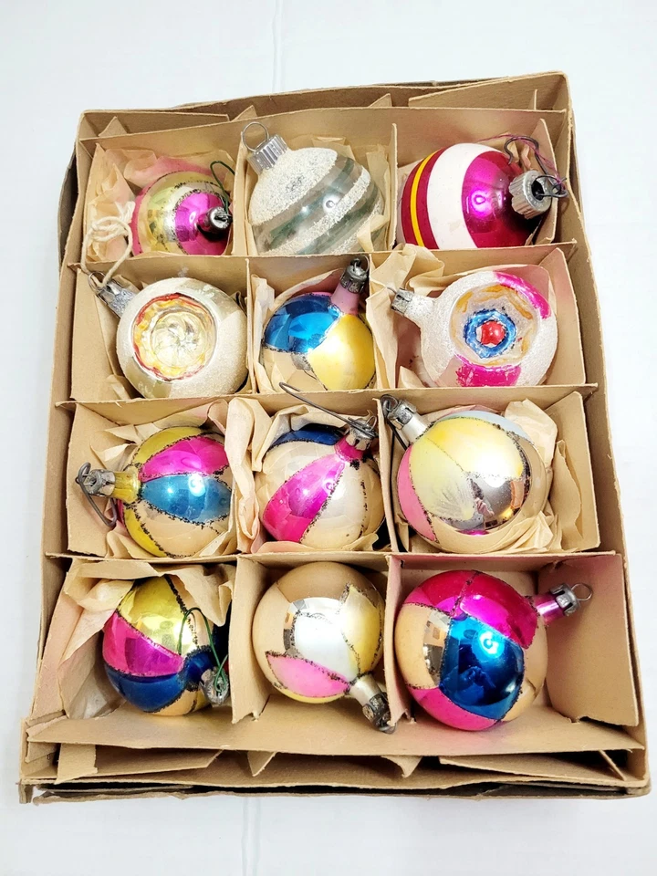 Lote de 12 piezas pequeños adornos de vidrio mercurio Brite brillante Polonia y Navidad años 50 de colección  Foto 4 de 4