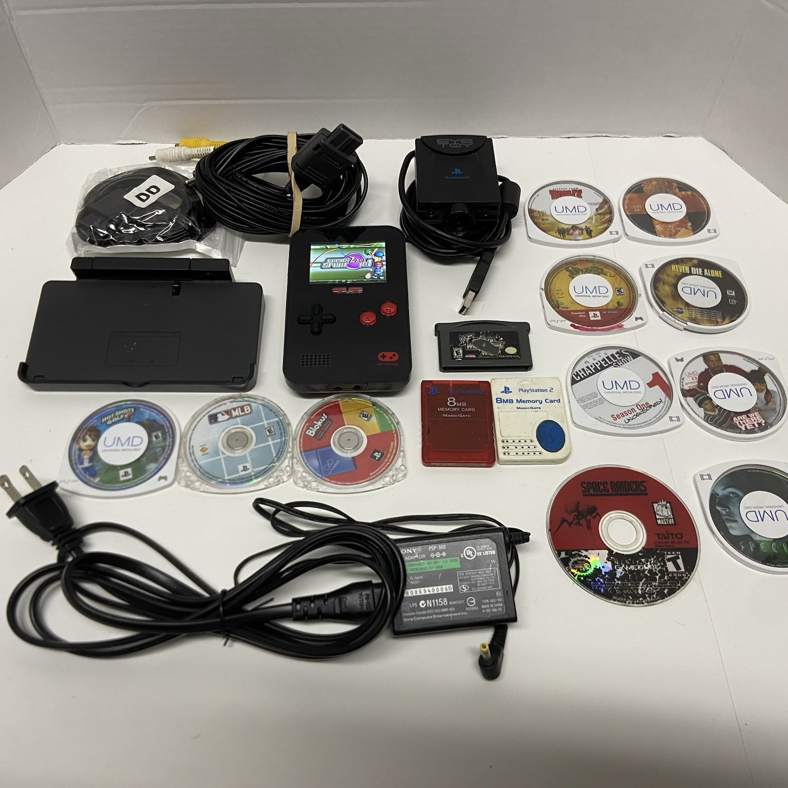 Lot of 20 Video Game Cable Lot Av Power Memory Card Charger PlayStation Nintendo