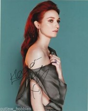 Eleanor Tomlinson Sexy Autographed Signed 8x10 Photo COA #1