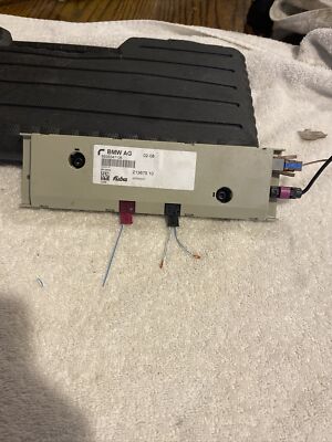 BMW 650i  E63 E64 F12 F13 MULTI-BAND ANTENNA MODULE  06 07 08 09 10 Convertible