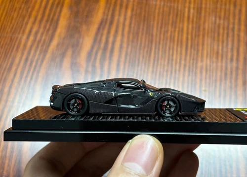 DMH 1:64 schwarz Vollcarbon Laferrari Aperta Sport Modell Diecast Resin Auto - Bild 16 von 17