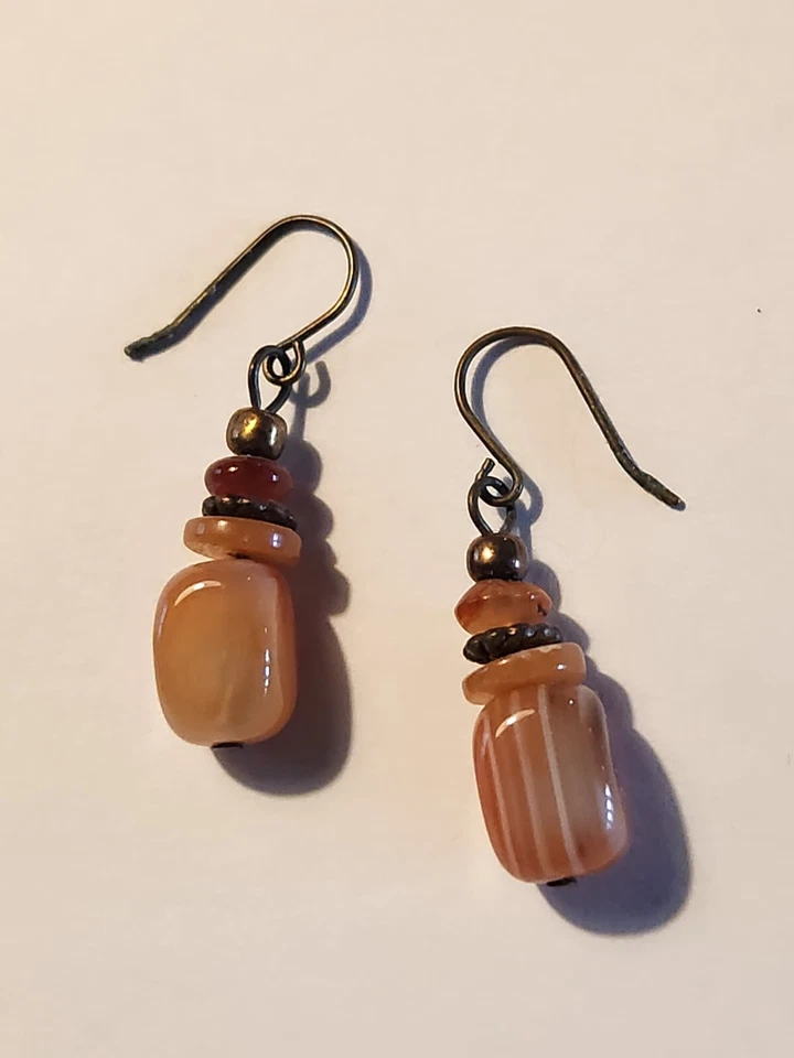 Conjunto de Colar e Brinco de Pedras Preciosas Laranja/Citrino com Bronze Acentuado - Imagem 3 de 4