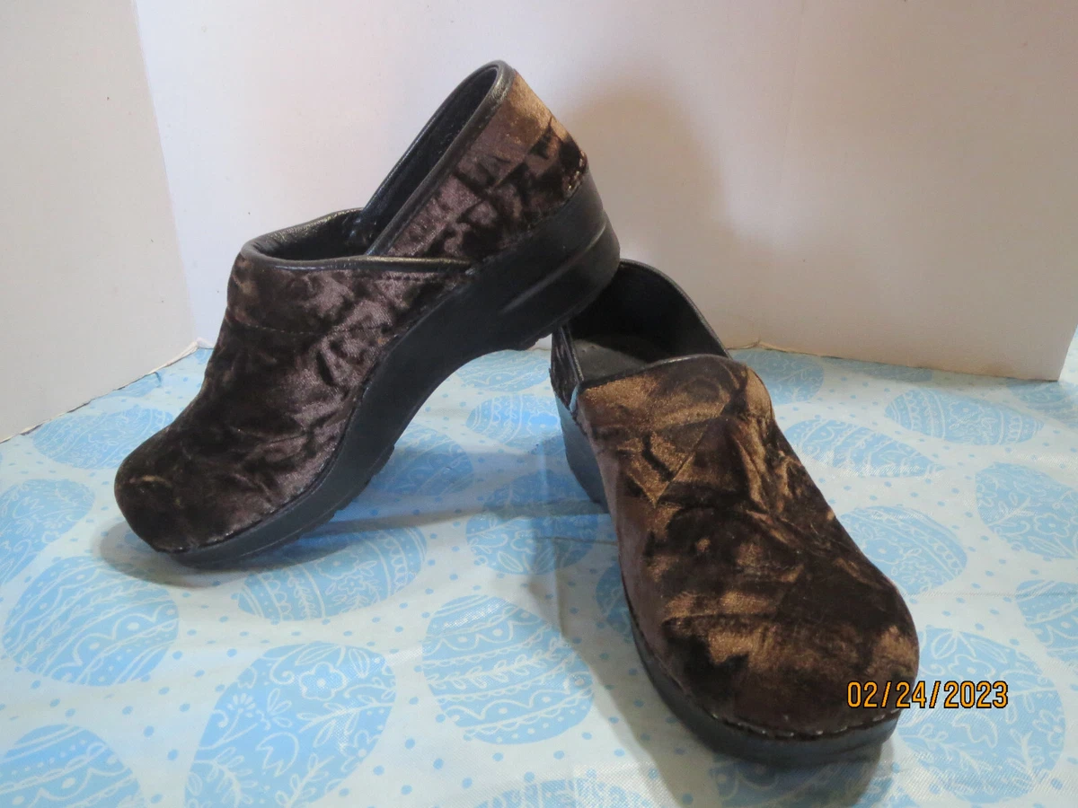 Dansko Brown Crushed Velvet Clogs Professional Comfort Shoes EU Size 36