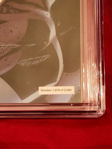 RETURN OF WOLVERINE #1 - NYCC Glow in the Dark J Scott Campbell Variant, CGC 9.8 - Picture 5 of 7