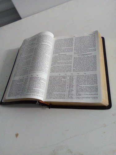 Nelson Study Bible NKJV (Nelson Complete Study System) #2885 - Picture 19 of 24