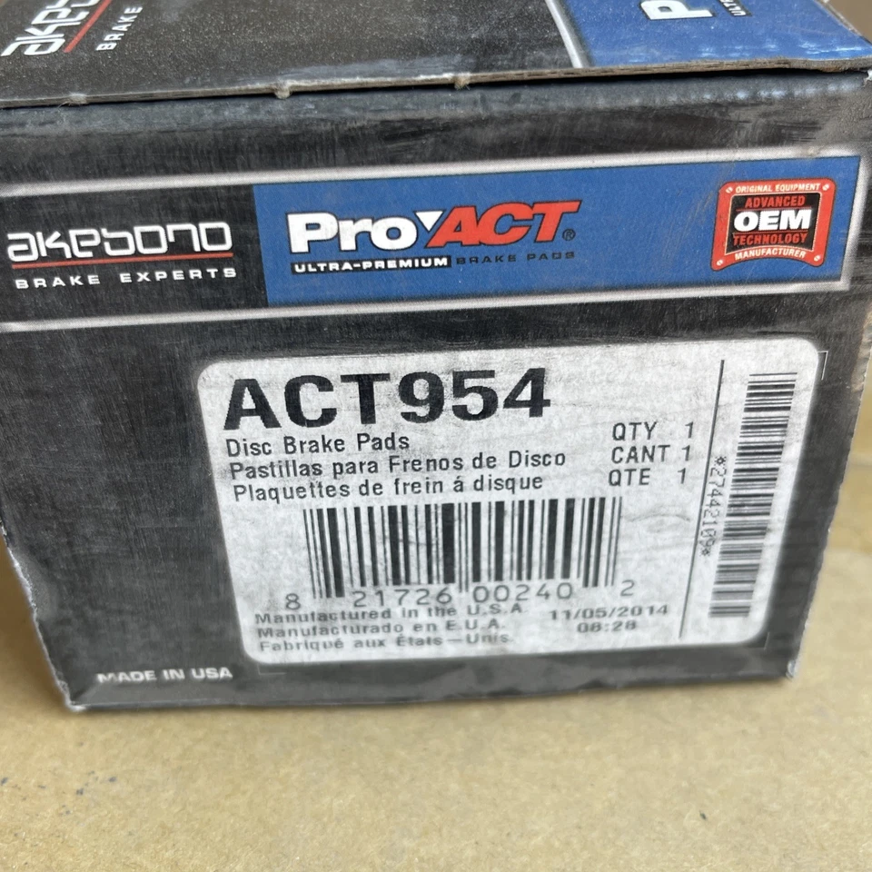Akebono Premium Ceramic Brake Pads Fits 03-09 Kia Sorento Sedona ACT954 Rear - Image 2 of 3