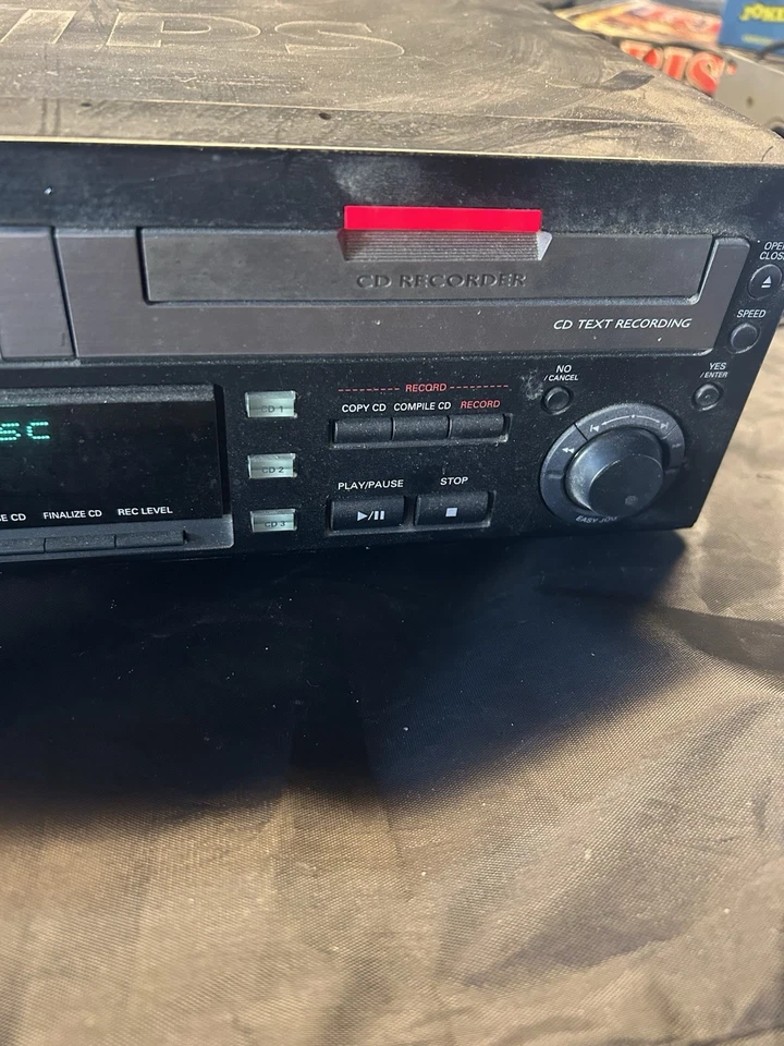 Philips CDR 820 Audio CD Recorder/3CD Changer Untested - Image 3 of 4