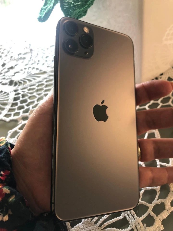 iphone 11 pro max - Immagine 3 di 4